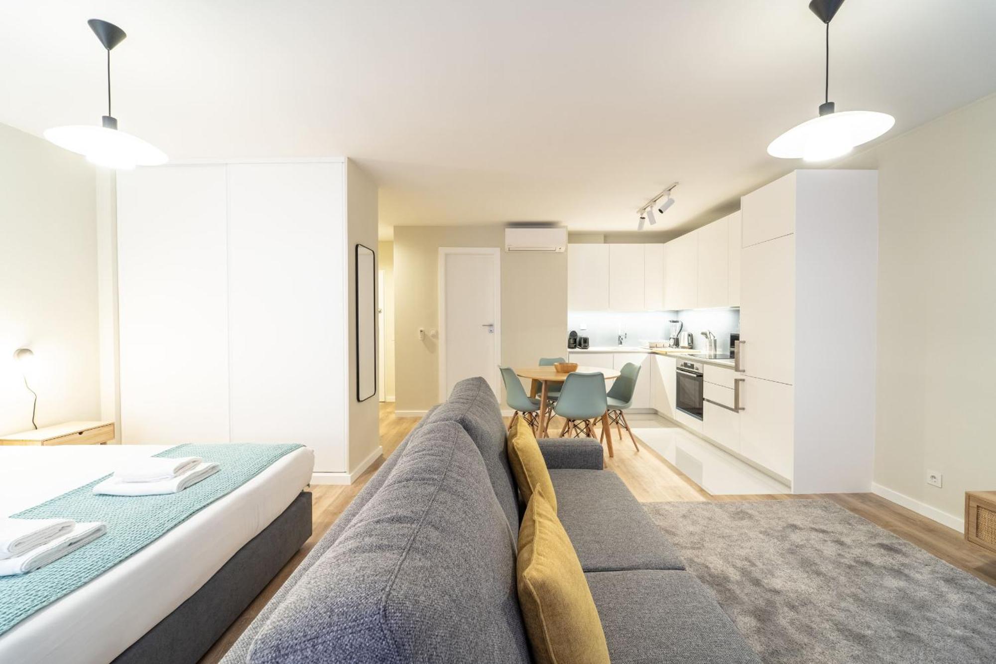 On The Square Studio - City Center By House And People Braga Exterior foto